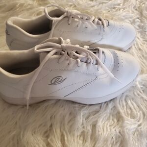 🍀Easy Spirit White Leather Athletic Shoes Size 9 1/2